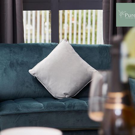 Stunning 5 Bed Manchester House With Parking By Purestay Short Lets & Serviced Accommodation Екстериор снимка