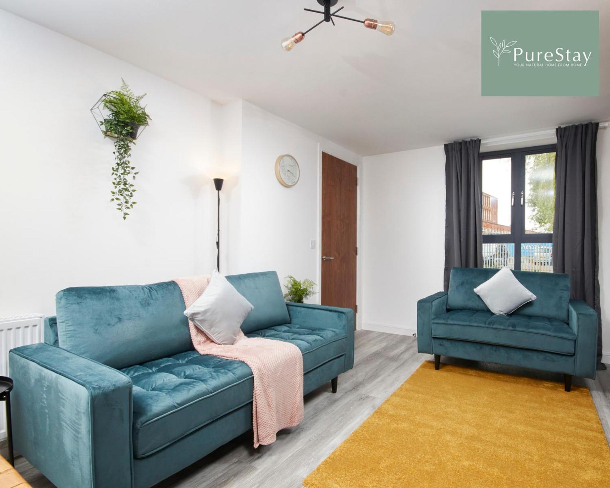 Stunning 5 Bed Manchester House With Parking By Purestay Short Lets & Serviced Accommodation Екстериор снимка